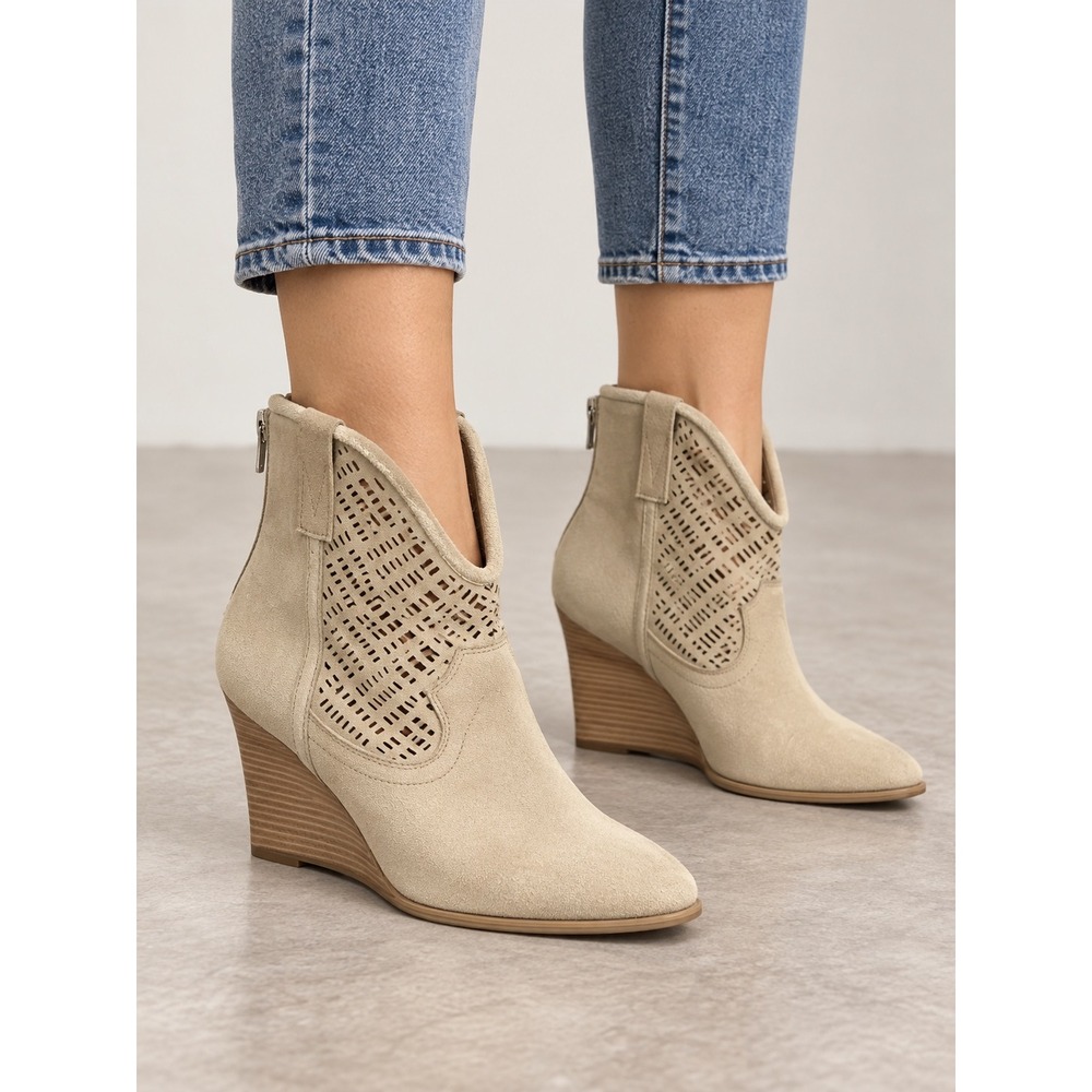 Crown Suede Wedge Heels Sz 6